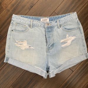 Evident Jean Shorts
